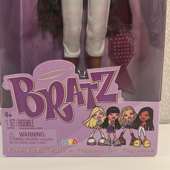 Bratz Doll Sasha for Girl's Gift Age 6+ New in Box! - Picture 3 of 6